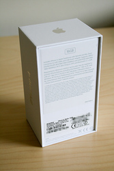 Apple iPhone 4G HD 16GB/32GB (White/white) (Factory Unlocked) 445usd.